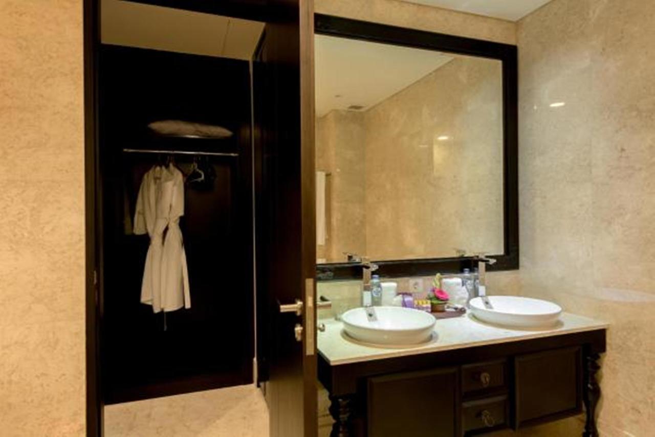 Ayana Residence Luxury Living Jimbaran Exteriör bild